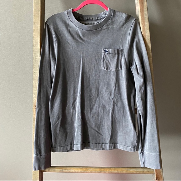 Abercrombie & Fitch Other - Abercrombie & Fitch Grey Pocket Long Sleeve Top